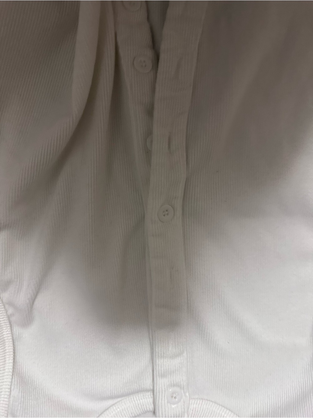 White Ribbed Button-Front Crop Top with Front Split - Picture 5 of 6